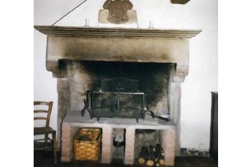 Italia Privát Trassilico, Esterno